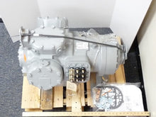 Load image into Gallery viewer, 06EF275310
