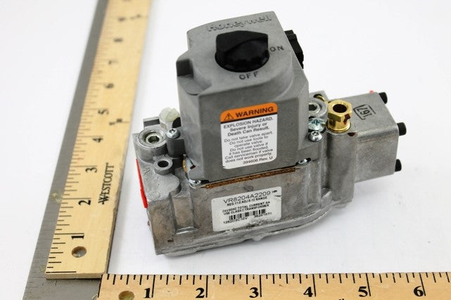 VR8204A2209