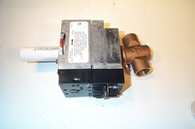 Load image into Gallery viewer, CAR1361102
