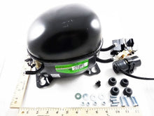 Load image into Gallery viewer, 195B0304
