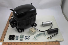 Load image into Gallery viewer, 195B0306
