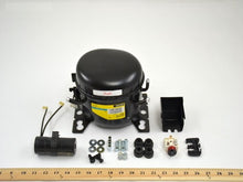 Load image into Gallery viewer, 195B0688
