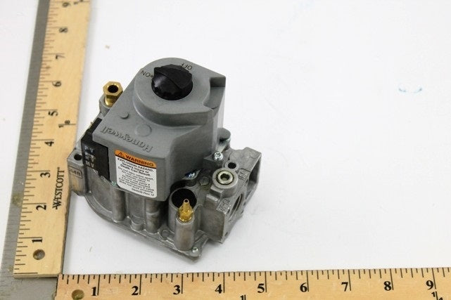 VR8204M2701