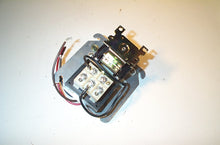 Load image into Gallery viewer, CAR3TZ56
