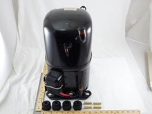 Load image into Gallery viewer, TM107UT
