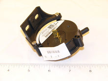 Load image into Gallery viewer, MPL-9300-V-0.85-DEACT-N-O-VS
