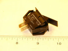 Load image into Gallery viewer, B1370818
