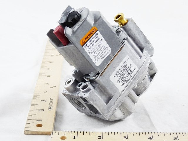 VR8200C2221