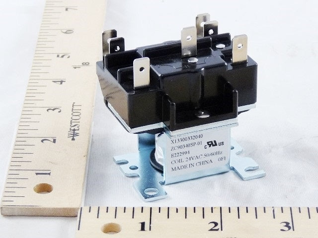R8222A1085